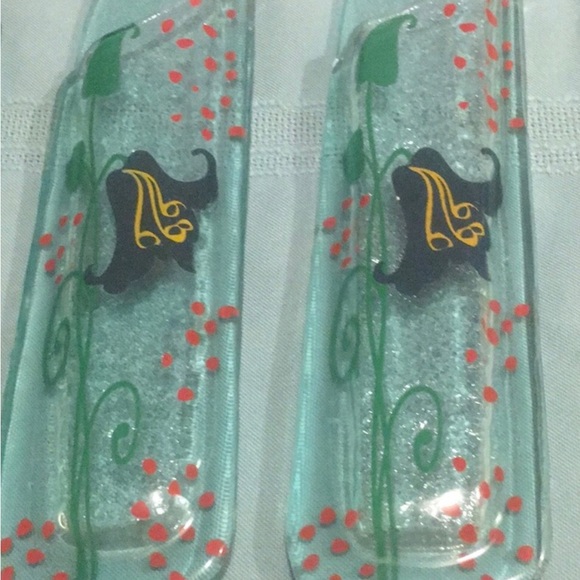 Hanging Flower Bud Vases 2 Hand-Blown & painted Gorgeous bud vases A unique Gift - Picture 5 of 9